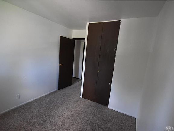 3rd image of 637 Bowser Dr