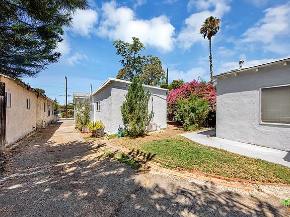 3rd image of 10218 Jardine Ave