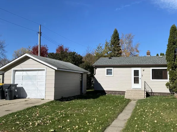 603 Elm St, Tower City, ND 58071