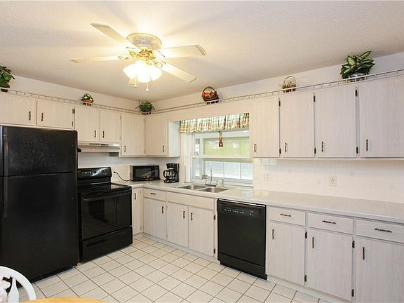 5th image of 249 Alachua Dr