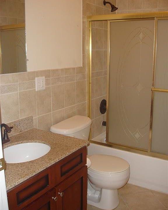 2nd image of 620 38th St APT 502
