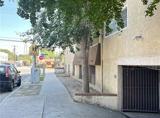 6255 Woodman Ave APT 203, Van Nuys, CA 91401