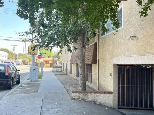 6255 Woodman Ave APT 203, Van Nuys, CA 91401