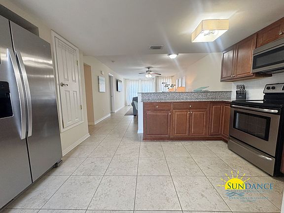 3rd image of 342 Bonita Ave Unit G