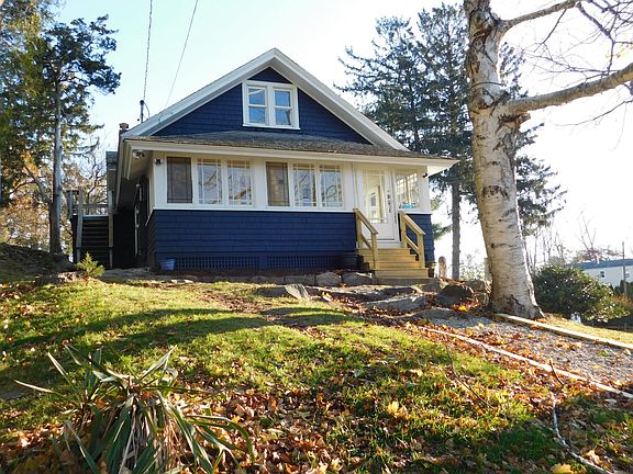 2nd image of 26 Indian Neck Ave #1