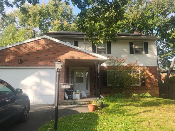 30 Gingerbread Lane, Albany, NY 12208