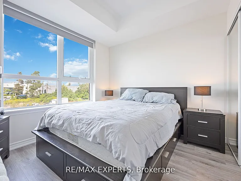 11611 Yonge St #227 — Photo 11
