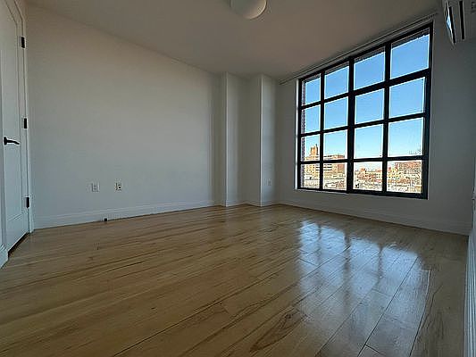 1st image of 564 Saint Johns Pl APT 627