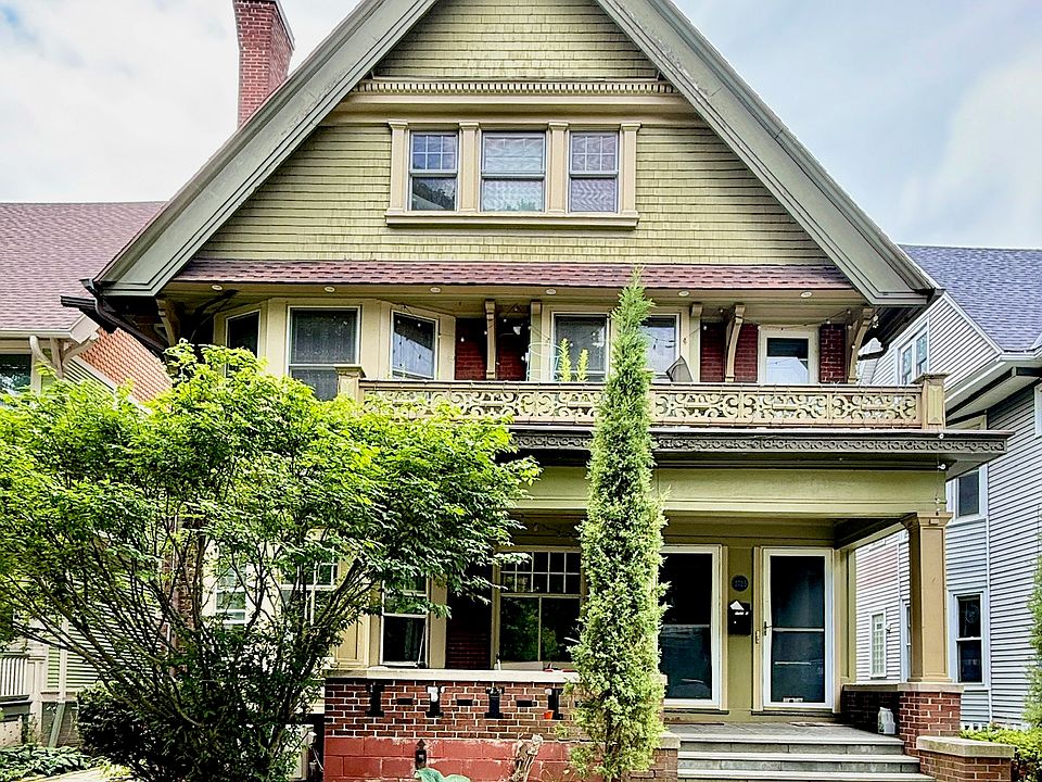 1st image of 2723 N Downer Ave #2725
