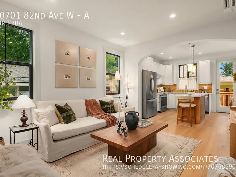 20701 82nd Ave W #A — Photo 20