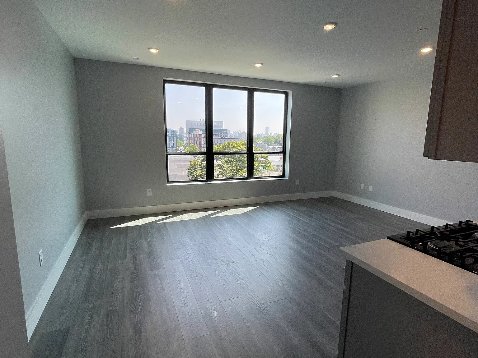 1 bed, 800 sqft, $3,400 — Photo 4