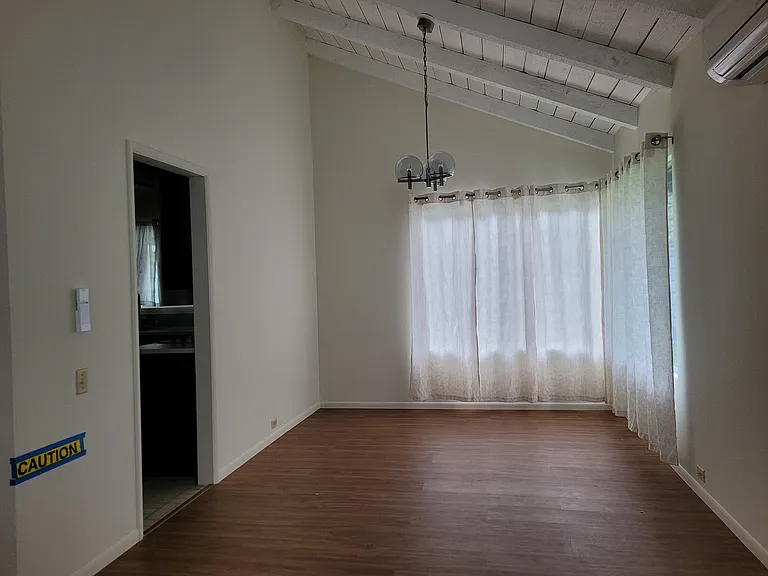 Kahului St — Photo 19