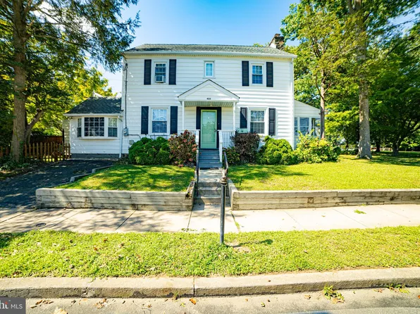 422 Park St, Ridley Park, PA 19078