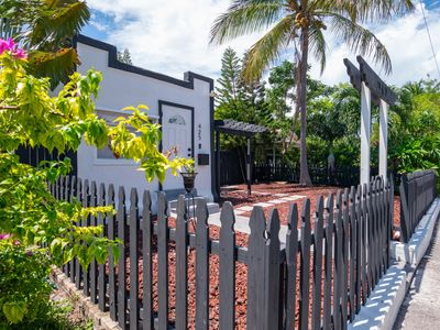 425 N D Street, Lake Worth, FL, 33460