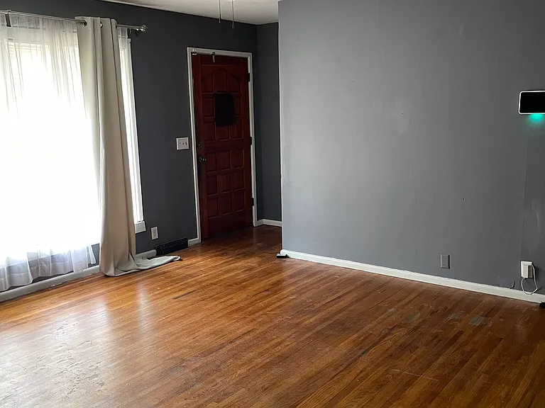 1126 E Berkeley Ave — Photo 8