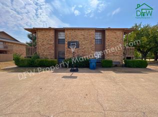 500 E Denton Dr APT 38, Euless, TX 76039