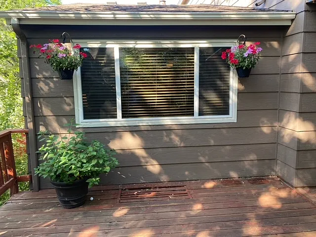 2340 Andrew Dr — Photo 10