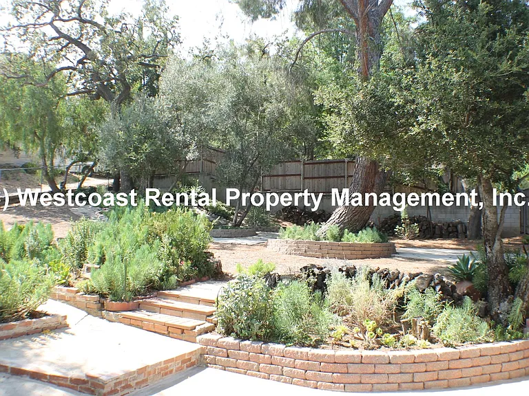 6360 Pacific Ridge Rd — Photo 42