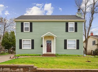 432 Memorial Dr SE, Cedar Rapids, IA 52403