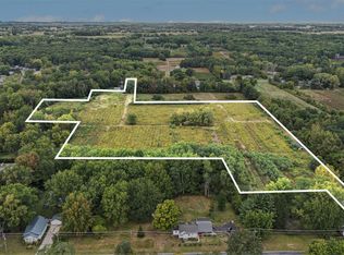 W Glendora Rd, Sawyer, MI 49125