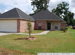 13020 Robin Dr, Walker, LA 70785