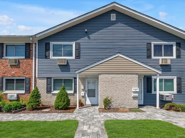 40 W 4th Street #46, Patchogue, NY 11772