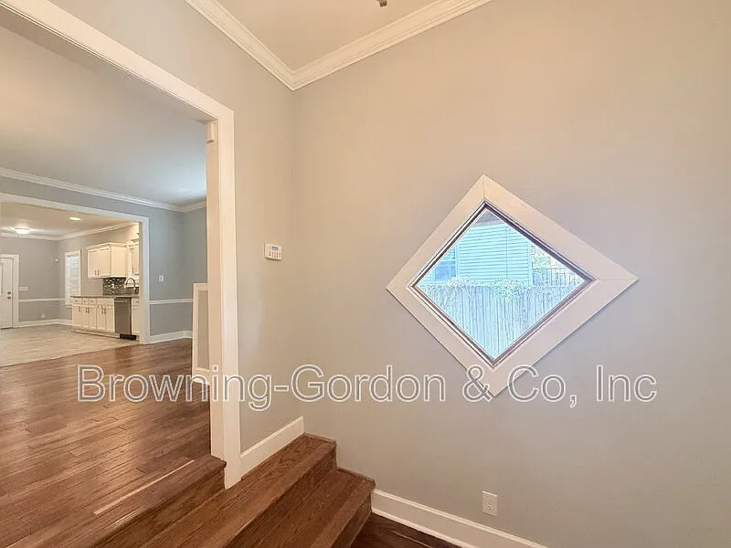 2 bed, 2.0 bath, 1686 sqft, $2,500 — Photo 4