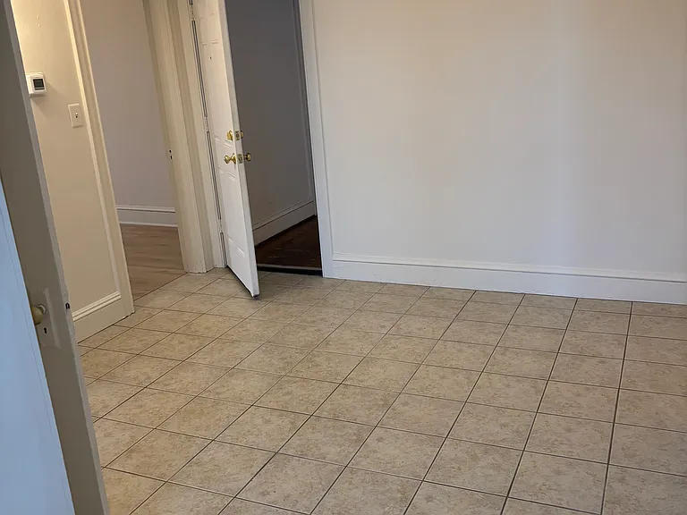 14 E Market St #7 — Photo 3