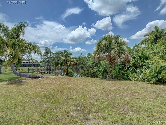 5th image of 3862 SW Saint Lucie Ln
