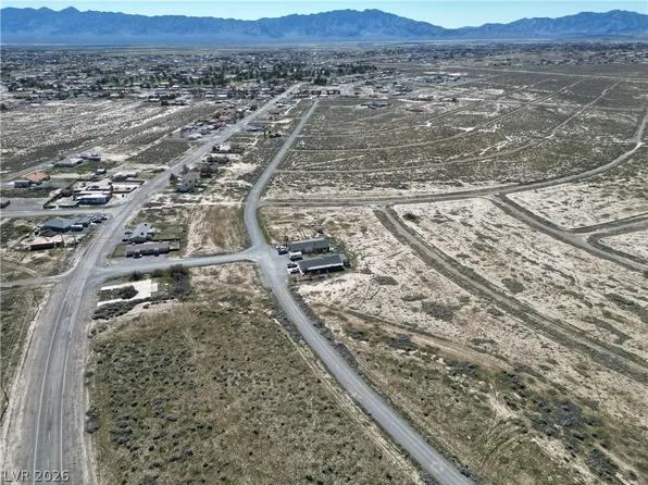 2220 S Needles Ave, Pahrump, NV 89048