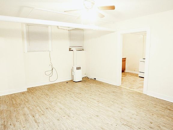 3rd image of 2585 Euclid Heights Blvd APT 7