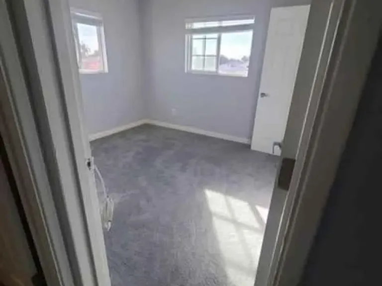 3934 Marine View Ave #39343934-1/2 — Photo 24