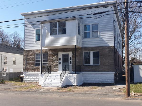 75 Yarwood St #3