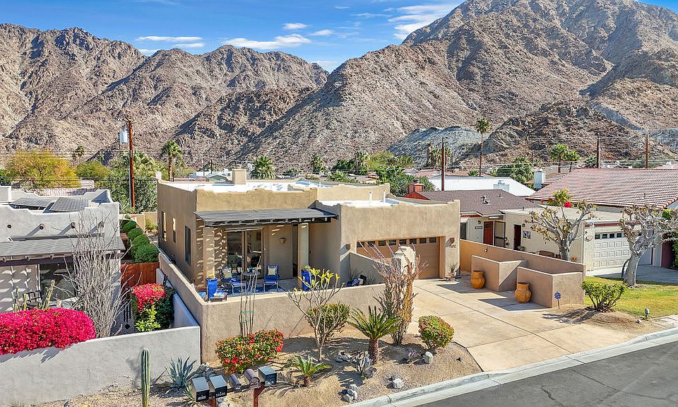 1st image of 54052 Avenida Martinez