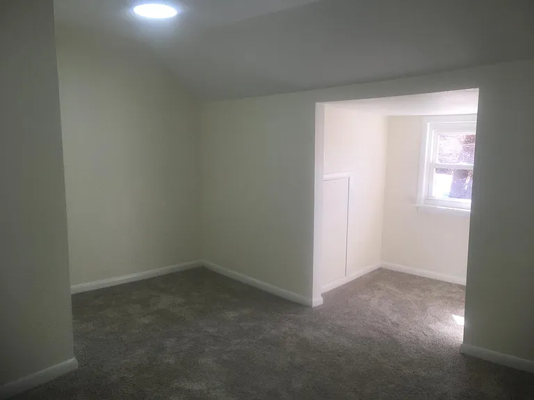 1216 Hover St — Photo 15