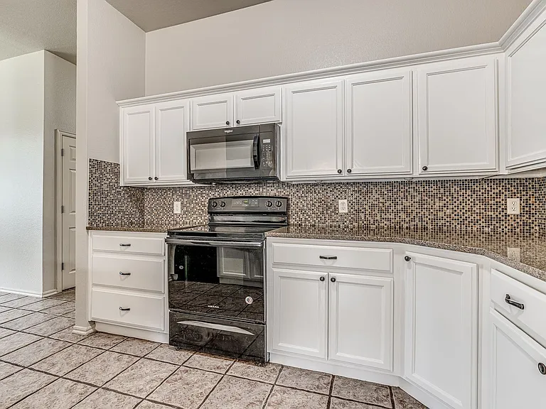 21862 Meadow Mist Ct — Photo 14