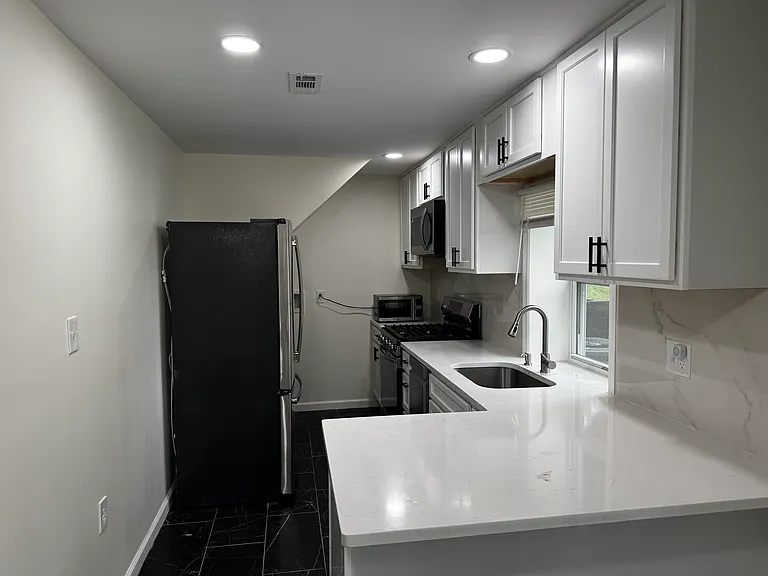 6343 Yeagertown Rd #BASEMENT — Photo 3