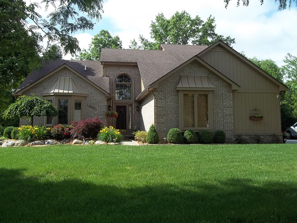 1st image of 5695 Parshall Dr