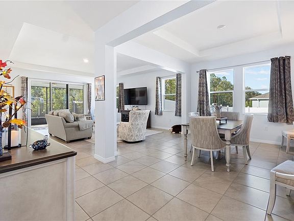 3rd image of 1340 SE 63rd Court Rd