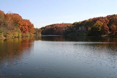 3 private lakes are yours to use when livingn in KMT