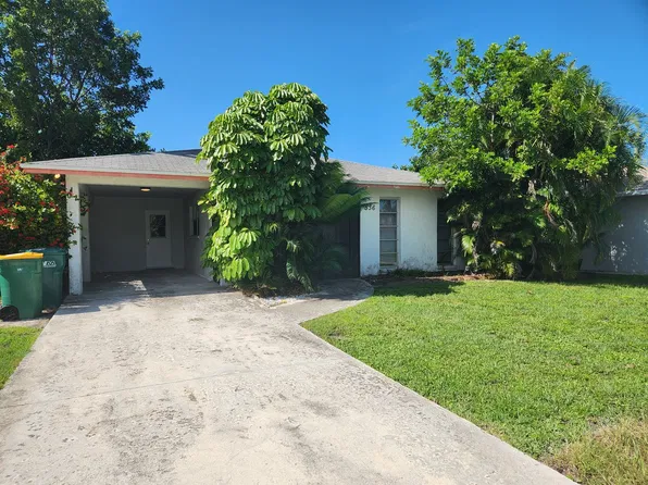 536 99th Ave N, Naples, FL 34108