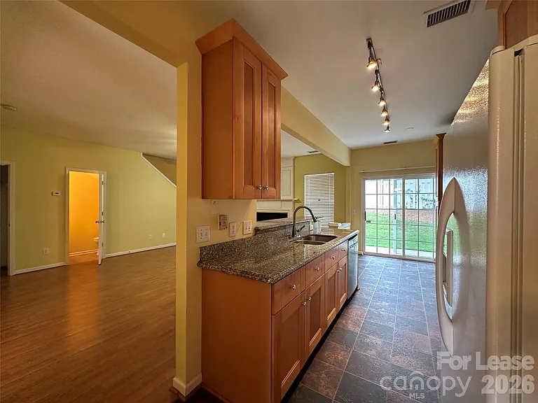 6954 Beverly Springs Dr — Photo 7