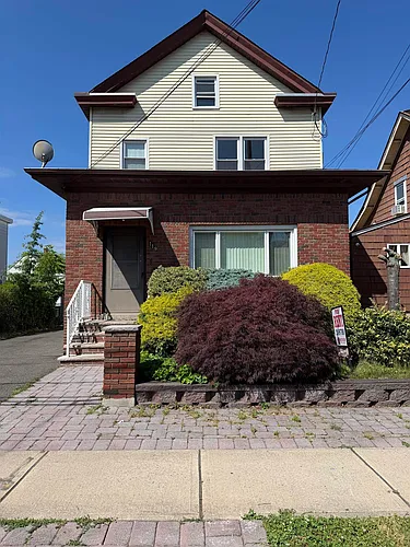 119 Marsellus Pl #2 Photo 1