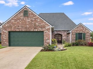 104 Wild Rose Ln, Youngsville, LA 70592