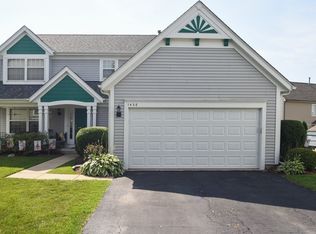 1438 Lancaster Ct, Grayslake, IL