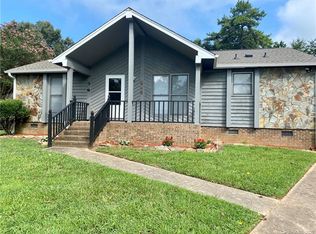 8003 Gera Emma Dr, Charlotte, NC 28215