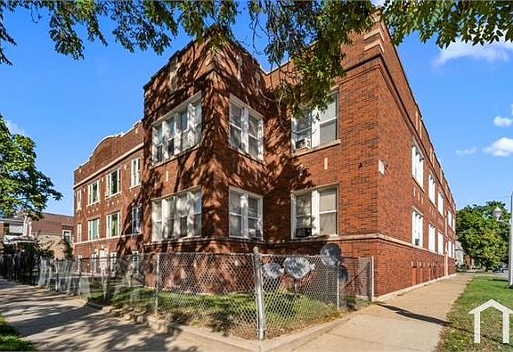 2nd image of 7357 S Saint Lawrence Ave #1