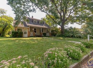 1628 SW Randolph Ave, Topeka, KS 66604