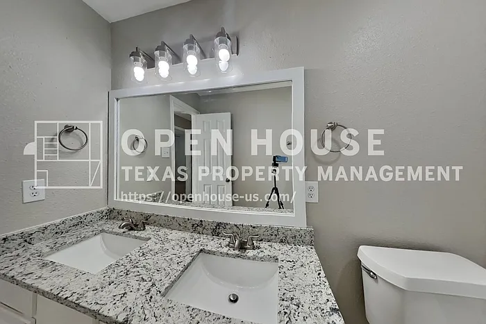 19731 Village Ridge Dr — Photo 18