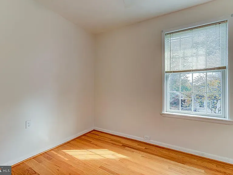 106 Middleboro Rd — Photo 13